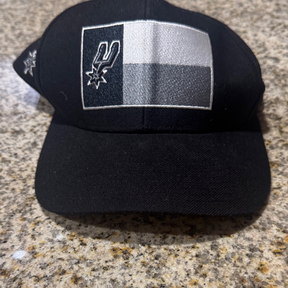 Black with Silver San Antonio Spurs Hat Logo